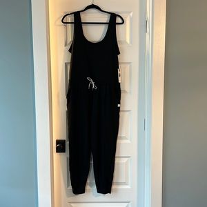 Vuori Small BNWT Lux Harem Jumpsuit Black